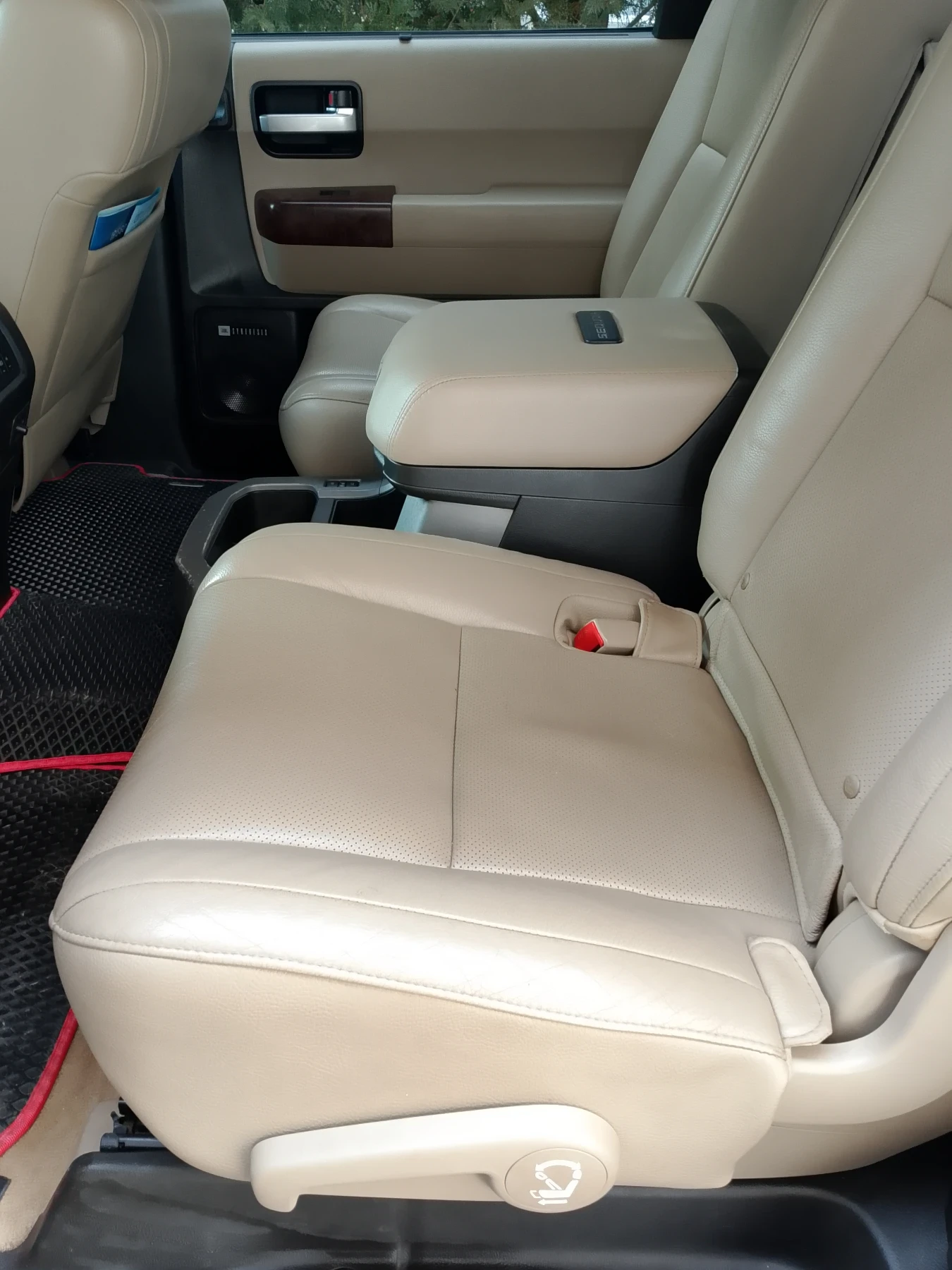 Toyota Sequoia 5.7 platinum | Mobile.bg � ����������� 8