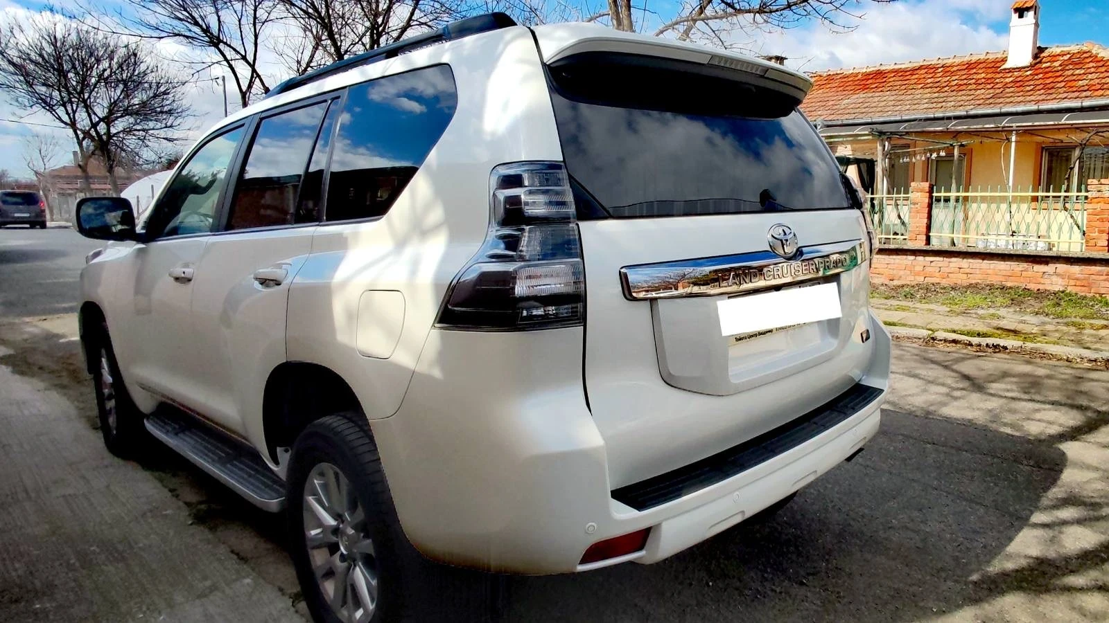 Toyota Land cruiser Prado 150, снимка 2 - Автомобили и джипове - 53748408