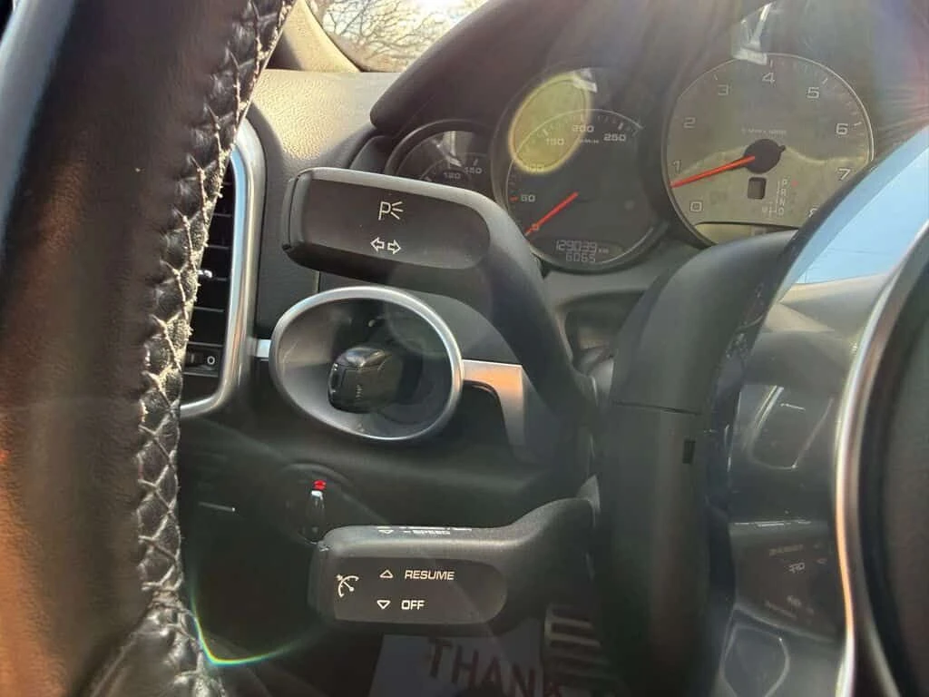 Porsche Cayenne S AWD CARFAX, снимка 15 - Автомобили и джипове - 53934003