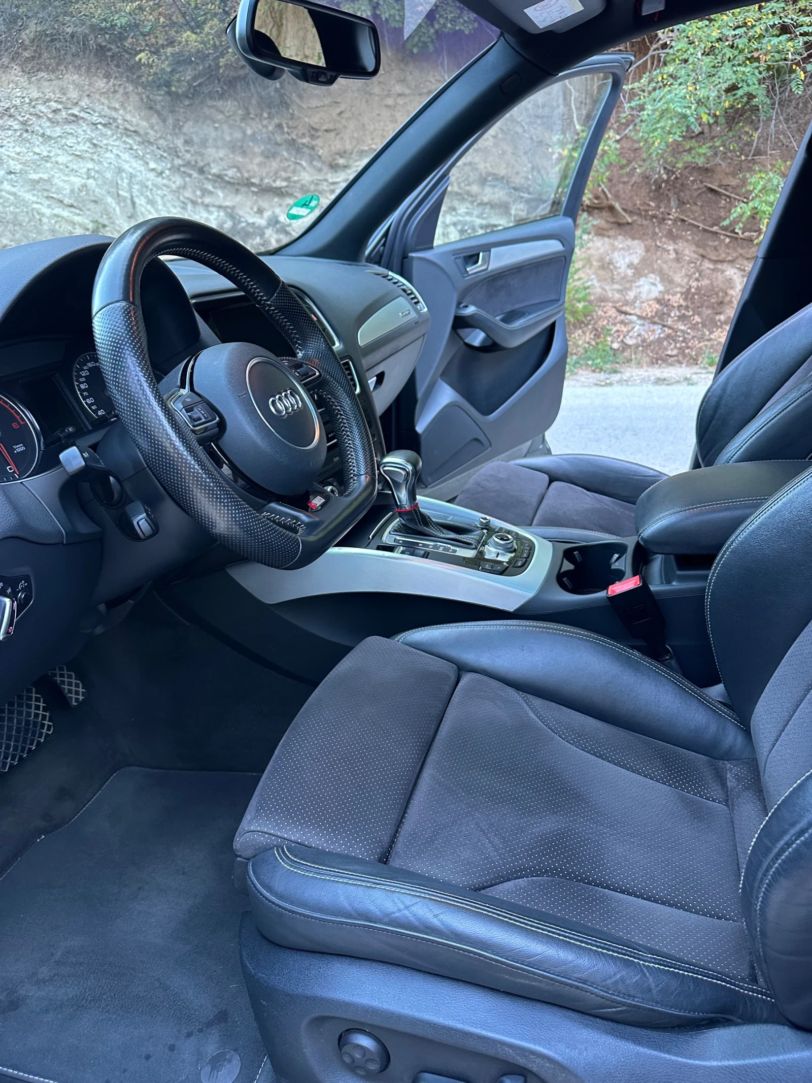 Audi Q5, снимка 8 - Автомобили и джипове - 56048361