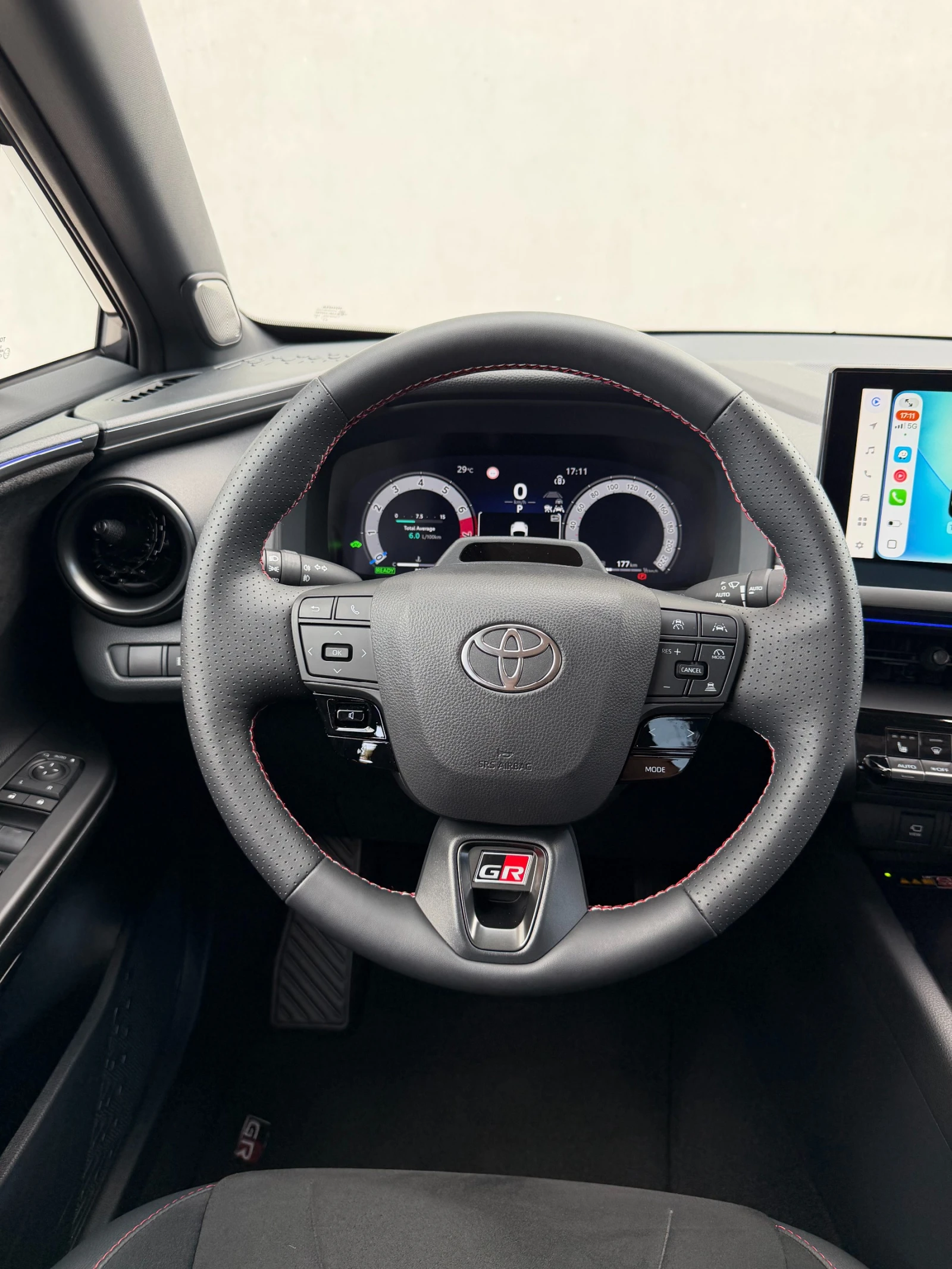 Toyota C-HR 2.0 GR Sport AWD в Гаранция, снимка 8 - Автомобили и джипове - 55948078