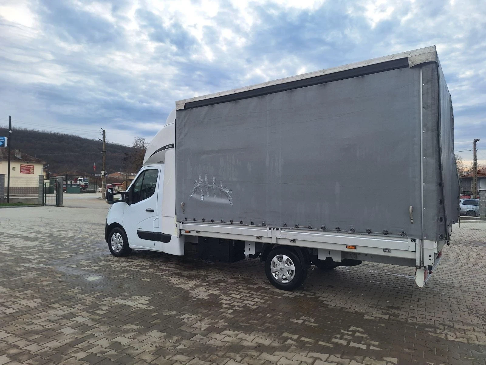 Opel Movano, снимка 4 - Бусове и автобуси - 54602591