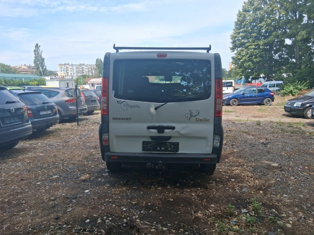 Renault Trafic, снимка 5 - Бусове и автобуси - 55500506