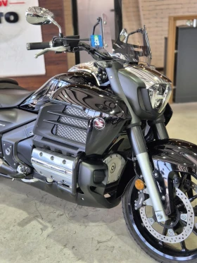 Honda Valkyrie GL 1800 C  10 000km TOP!! Нов внос от Швейцария!!!, снимка 8