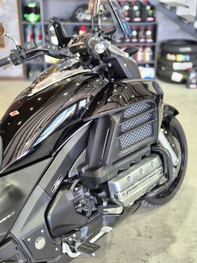 Honda Valkyrie GL 1800 C  10 000km TOP!! Нов внос от Швейцария!!!, снимка 10