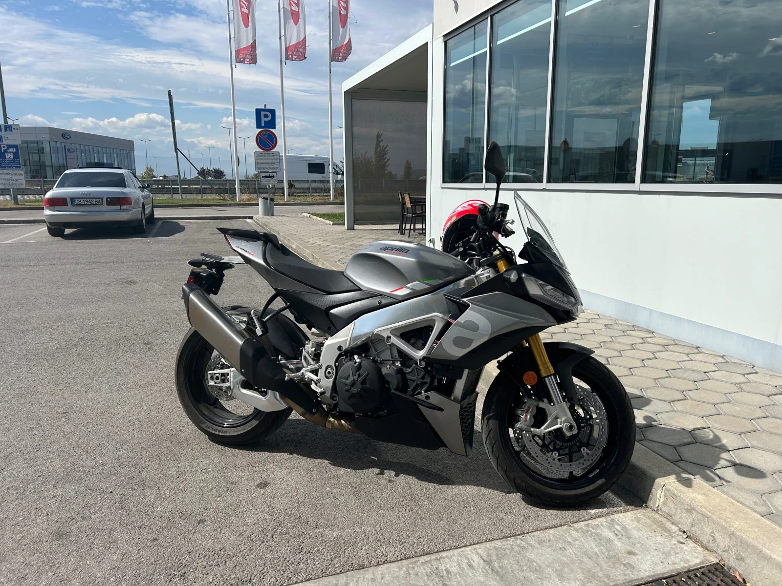 Aprilia Tuono 1100  V4 , снимка 9 - Мотоциклети и мототехника - 54597678