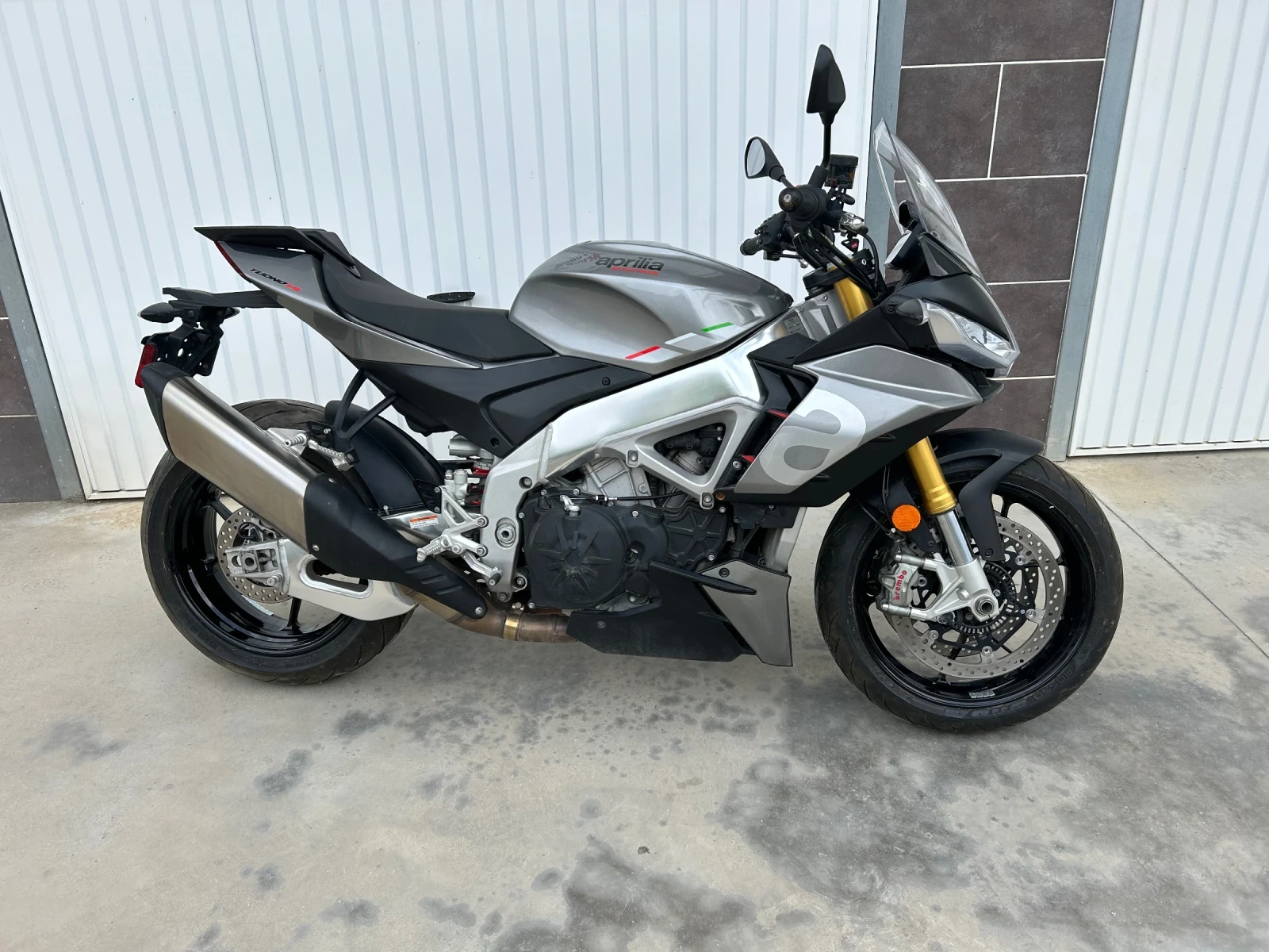 Aprilia Tuono 1100  V4 , снимка 4 - Мотоциклети и мототехника - 54597678