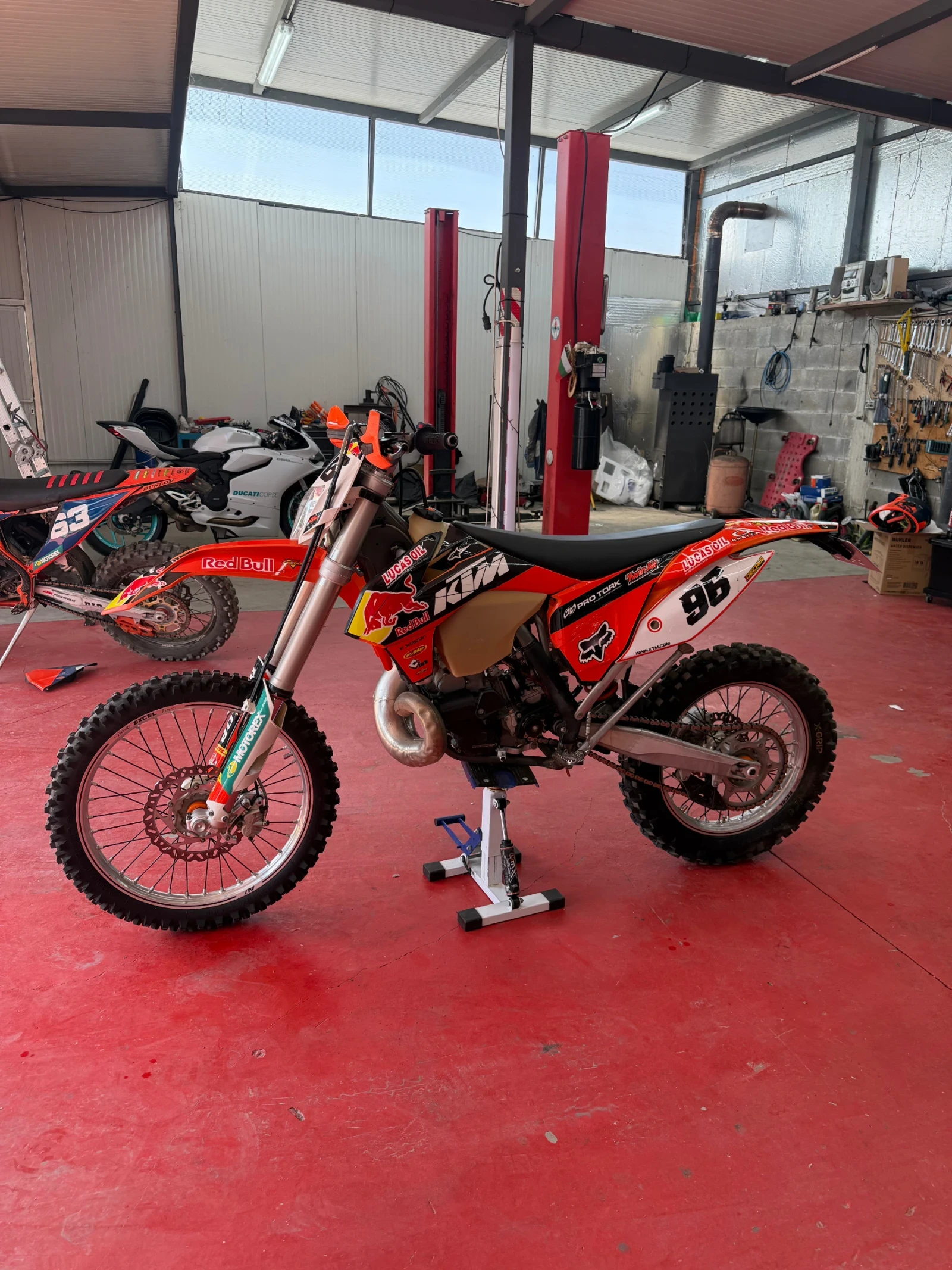 Ktm EXC 300 - регистриран, снимка 3 - Мотоциклети и мототехника - 55953729