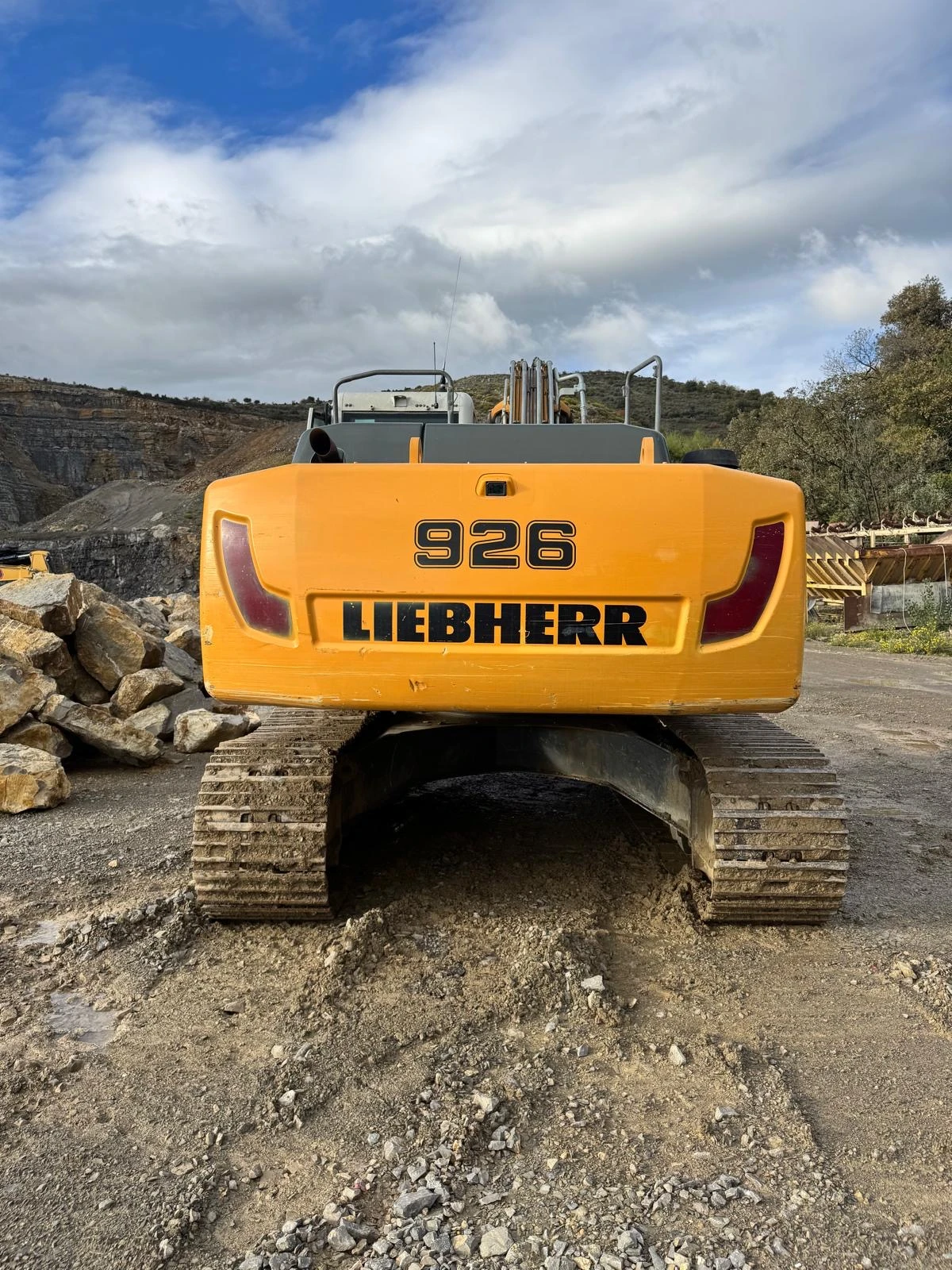  Liebherr R 926 LC  | Mobile.bg   3