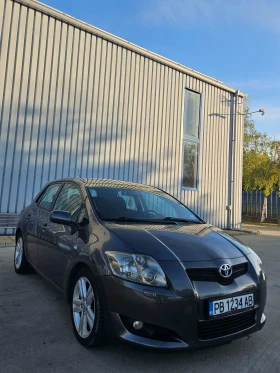 Toyota Auris 2.2 D-CAT, снимка 3