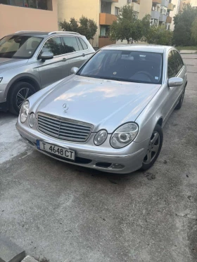 Mercedes-Benz E 220, снимка 2
