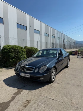  Mercedes-Benz E 320