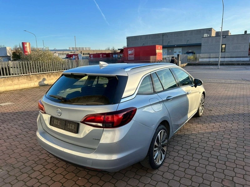 Opel Astra, снимка 15 - Автомобили и джипове - 46400860