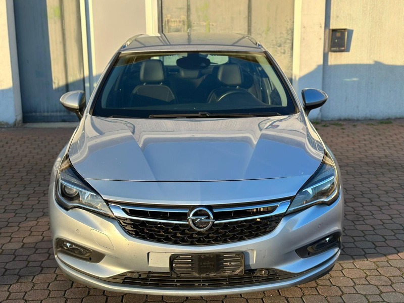 Opel Astra, снимка 1 - Автомобили и джипове - 46400860