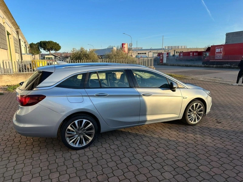 Opel Astra, снимка 13 - Автомобили и джипове - 46400860