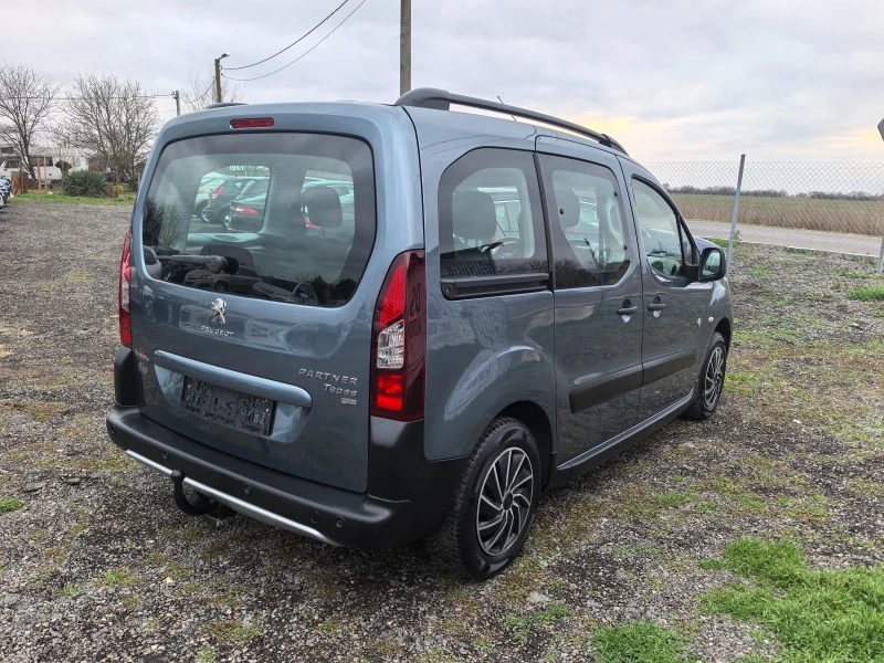 Peugeot Partner Tepee 1.6eHDI , снимка 5 - Автомобили и джипове - 48392375