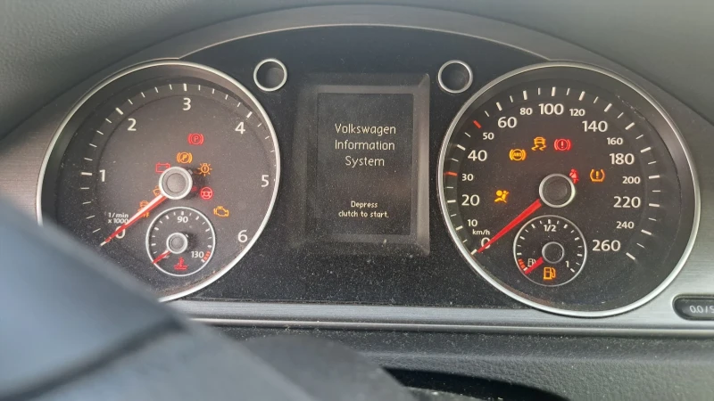 VW Passat 2.0 TDI 170 к.с, снимка 10 - Автомобили и джипове - 52568245