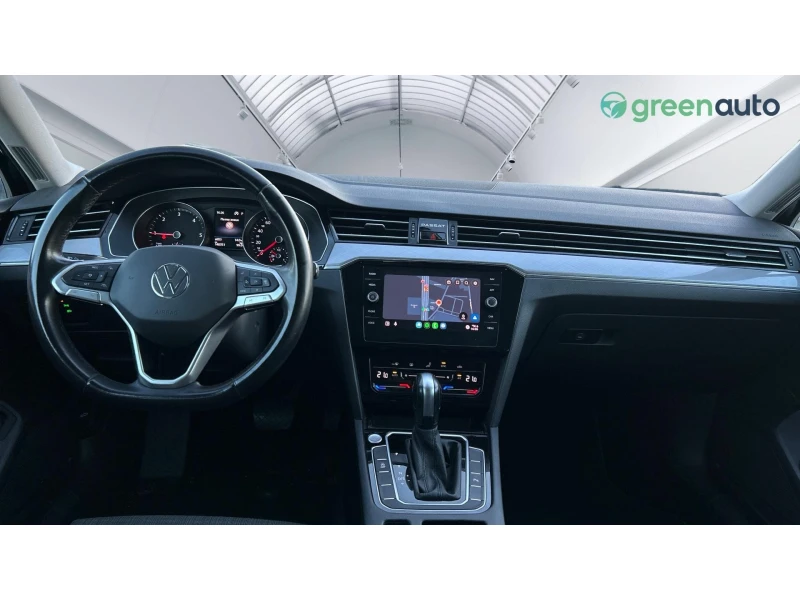 VW Passat  2. 0 TDi DSG SCR, Месечна вноска от 525 лв., снимка 11 - Автомобили и джипове - 52411050