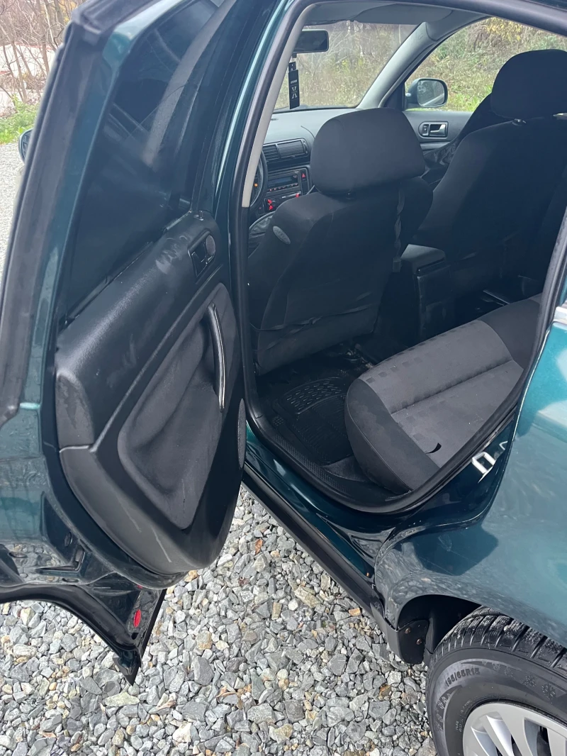 VW Passat, снимка 8 - Автомобили и джипове - 52664185