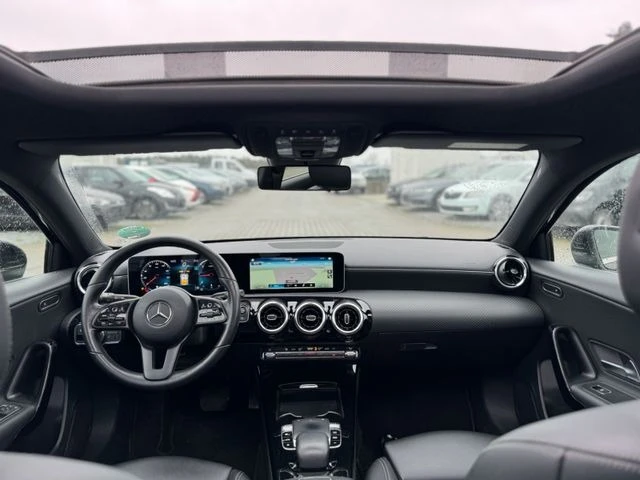 Mercedes-Benz A 180 PANORAMA* 7G.tr* LED* FULL, снимка 15 - Автомобили и джипове - 48563974