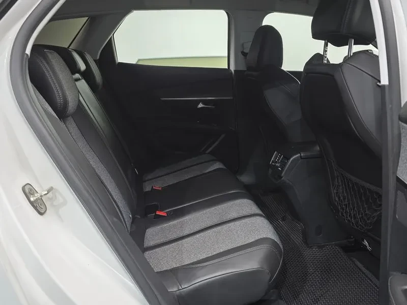 Peugeot 3008, снимка 12 - Автомобили и джипове - 54298808