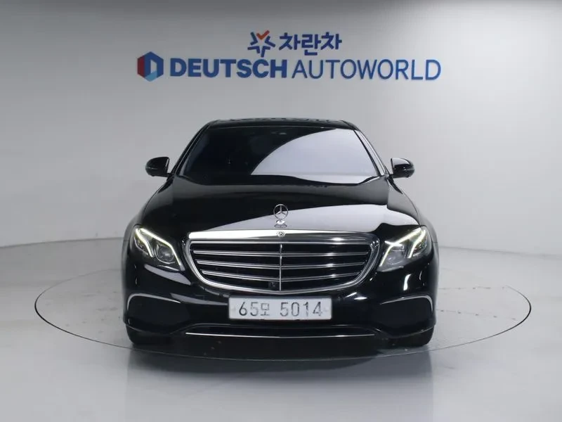 Mercedes-Benz E 200 W213 E300 4Matic Exclusive Standard, снимка 3 - Автомобили и джипове - 55110416