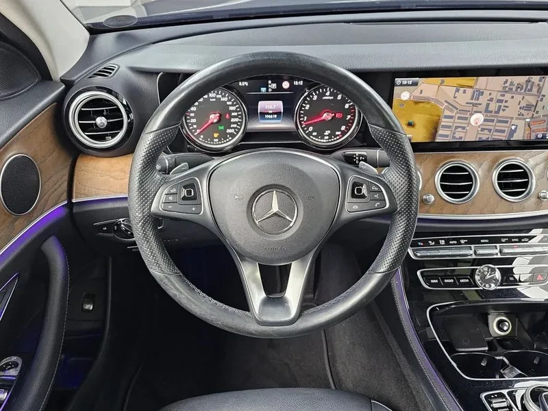 Mercedes-Benz E 200 W213 E300 4Matic Exclusive Standard, снимка 13 - Автомобили и джипове - 55110416