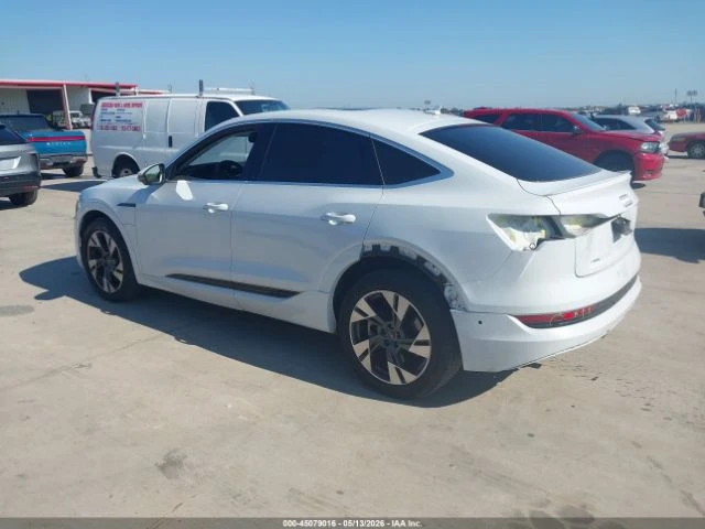 Audi E-Tron * SPORTBACK* PRESTIGE* QUATTRO* , снимка 3 - Автомобили и джипове - 55130604