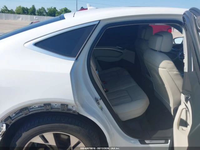 Audi E-Tron * SPORTBACK* PRESTIGE* QUATTRO* , снимка 8 - Автомобили и джипове - 55130604
