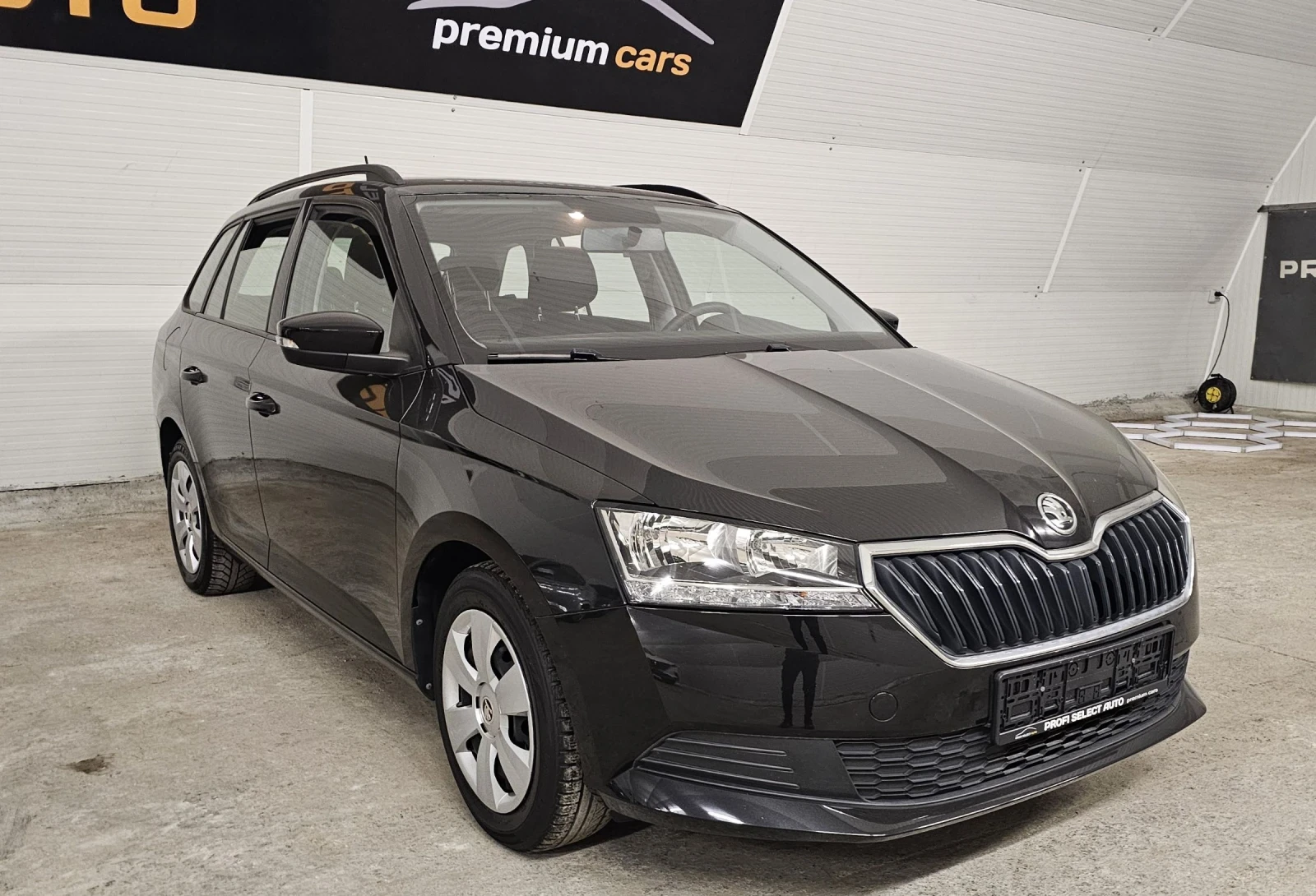 Skoda Fabia 1.0l TSI COMBI PDC - изображение 2