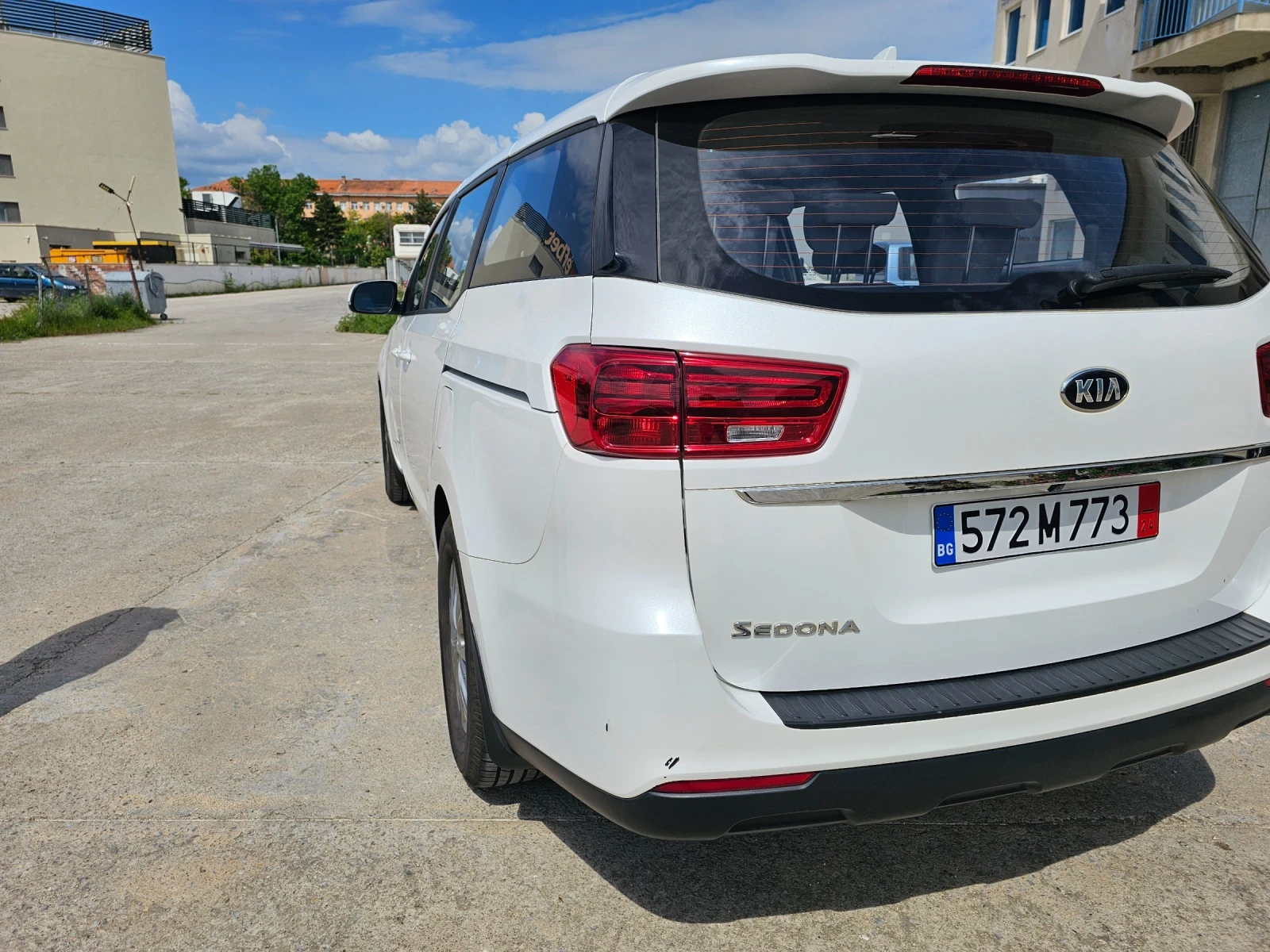 Kia Carnival 3.3 GDI - изображение 6