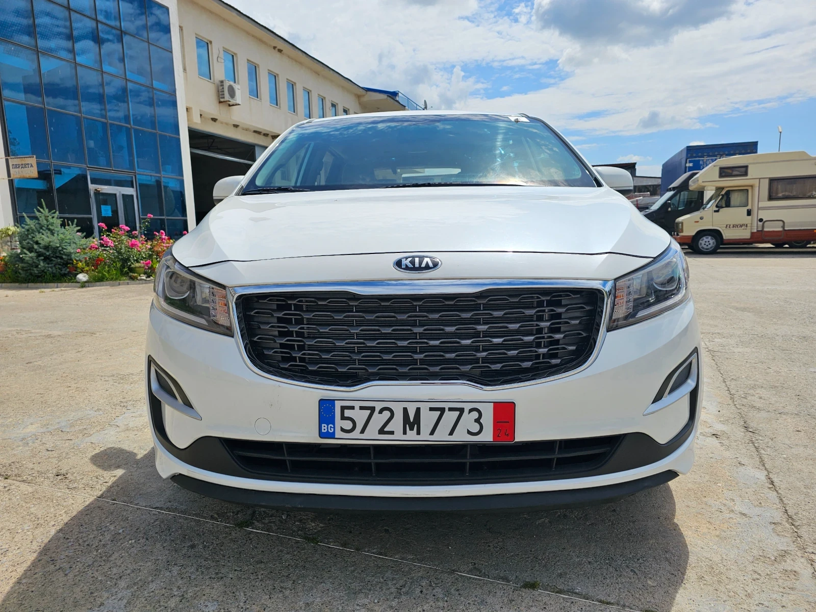 Kia Carnival 3.3 GDI - изображение 2