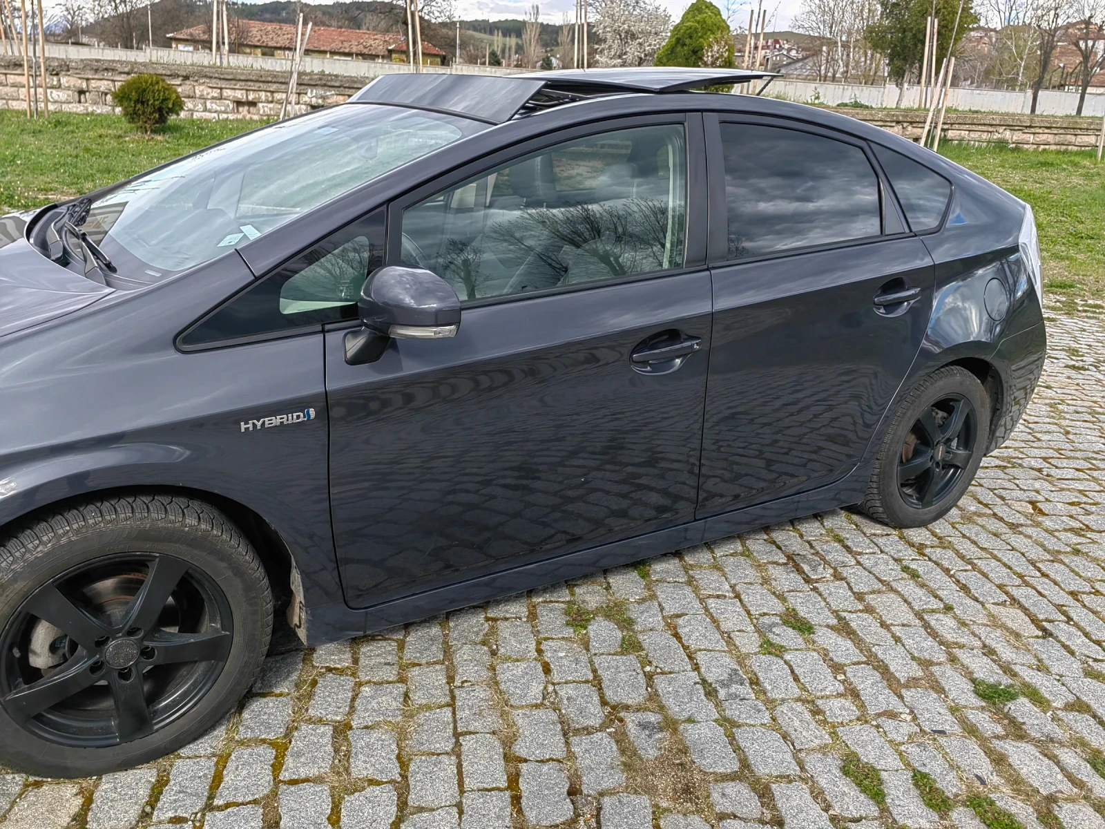 Toyota Prius  - изображение 4