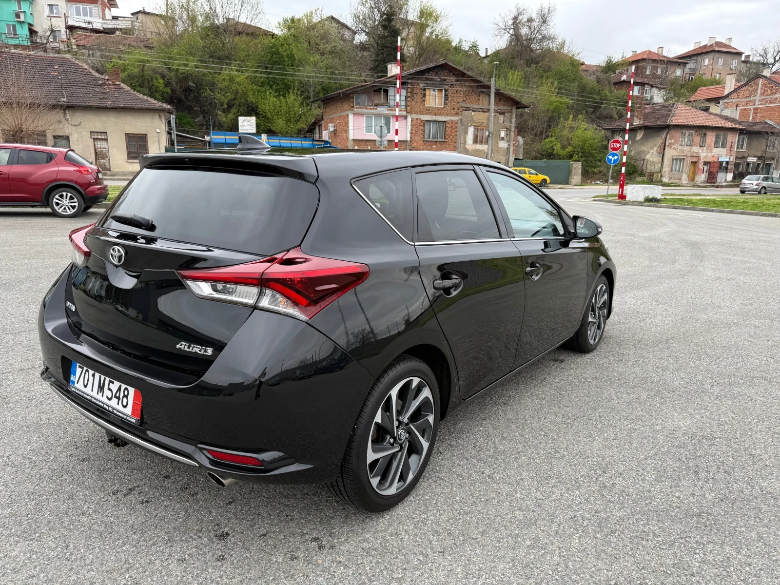 Toyota Auris  - изображение 6
