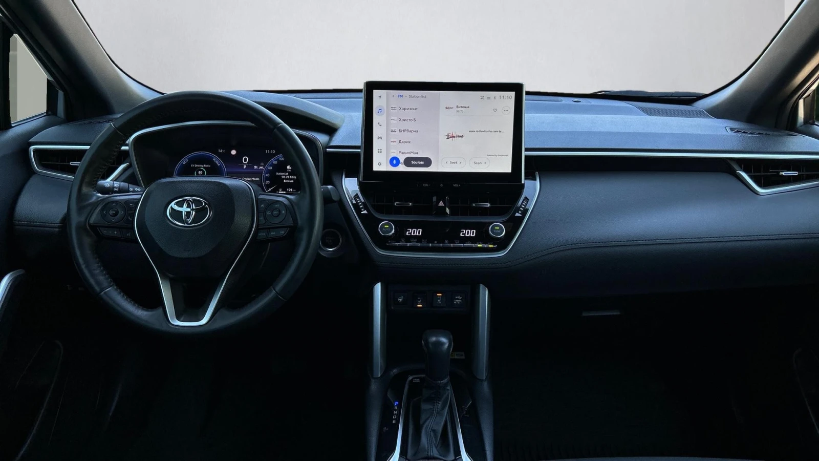 Toyota Corolla Cross Месечна вноска от 630 лв. - изображение 8