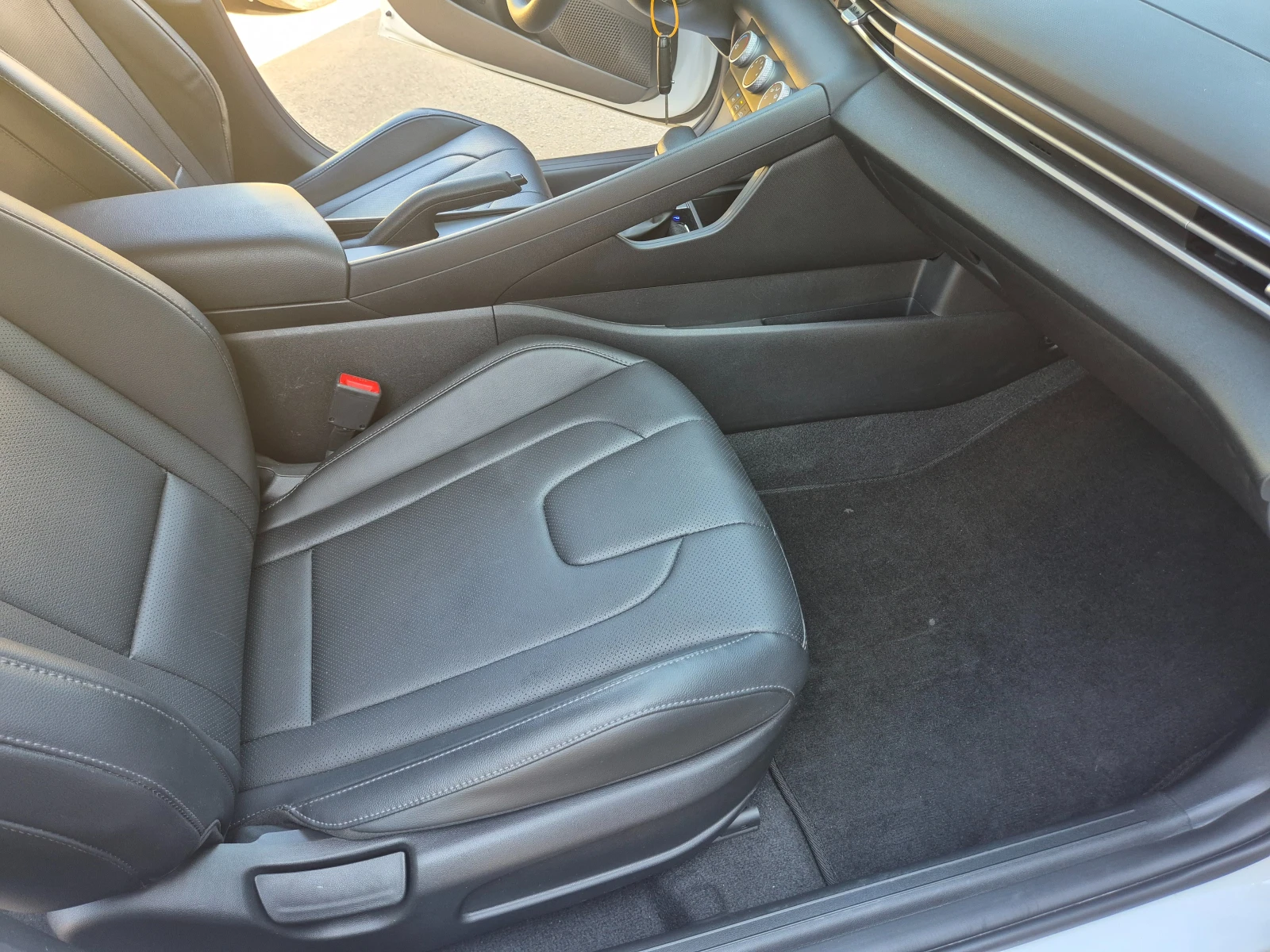 Hyundai Elantra 1.6cm3 LPG - изображение 7