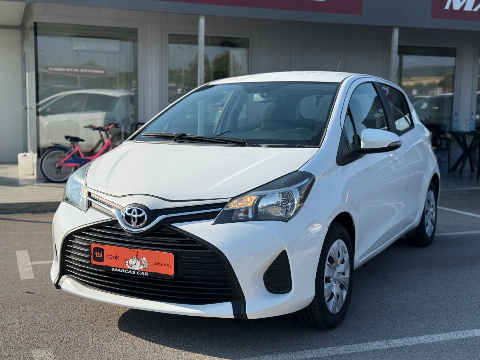 Toyota Yaris 1.0VVTI * EURO6B* ТОП СЪСТОЯНИЕ* ЛИЗИНГ*  - изображение 2