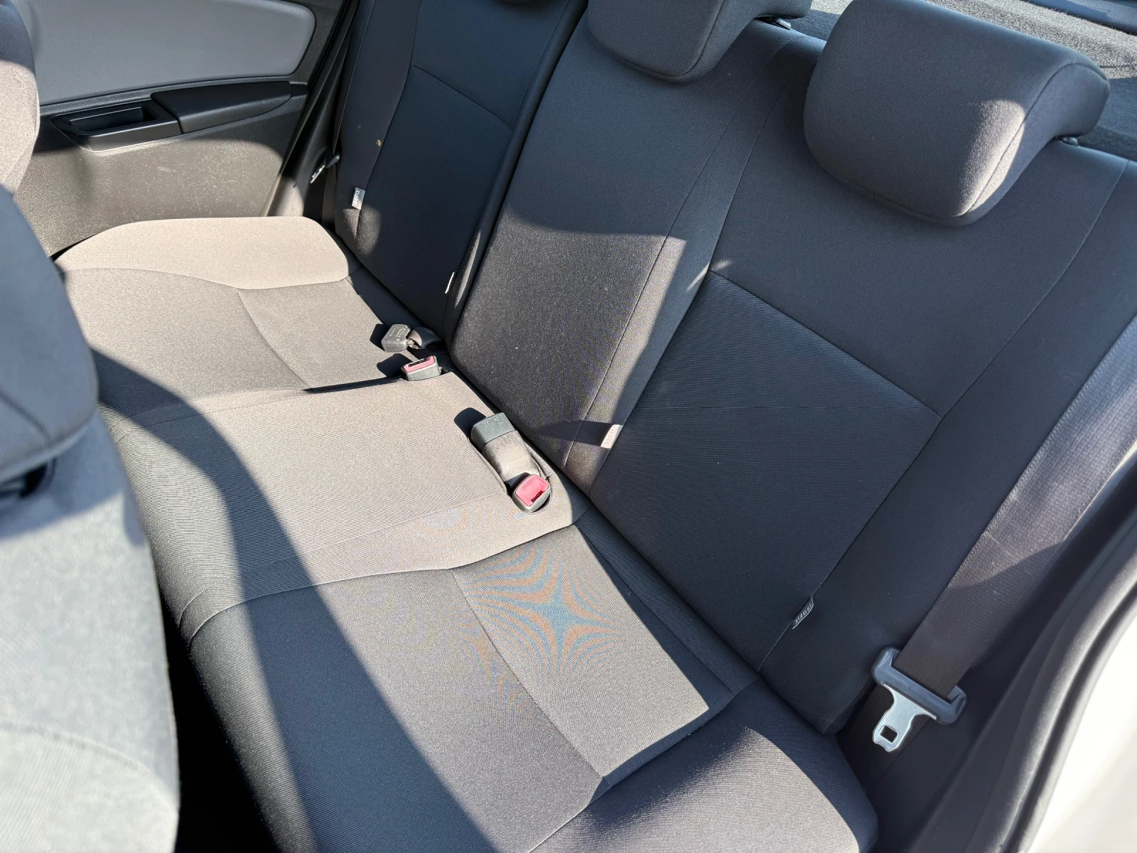 Toyota Yaris 1.0VVTI * EURO6B* ТОП СЪСТОЯНИЕ* ЛИЗИНГ*  - изображение 7