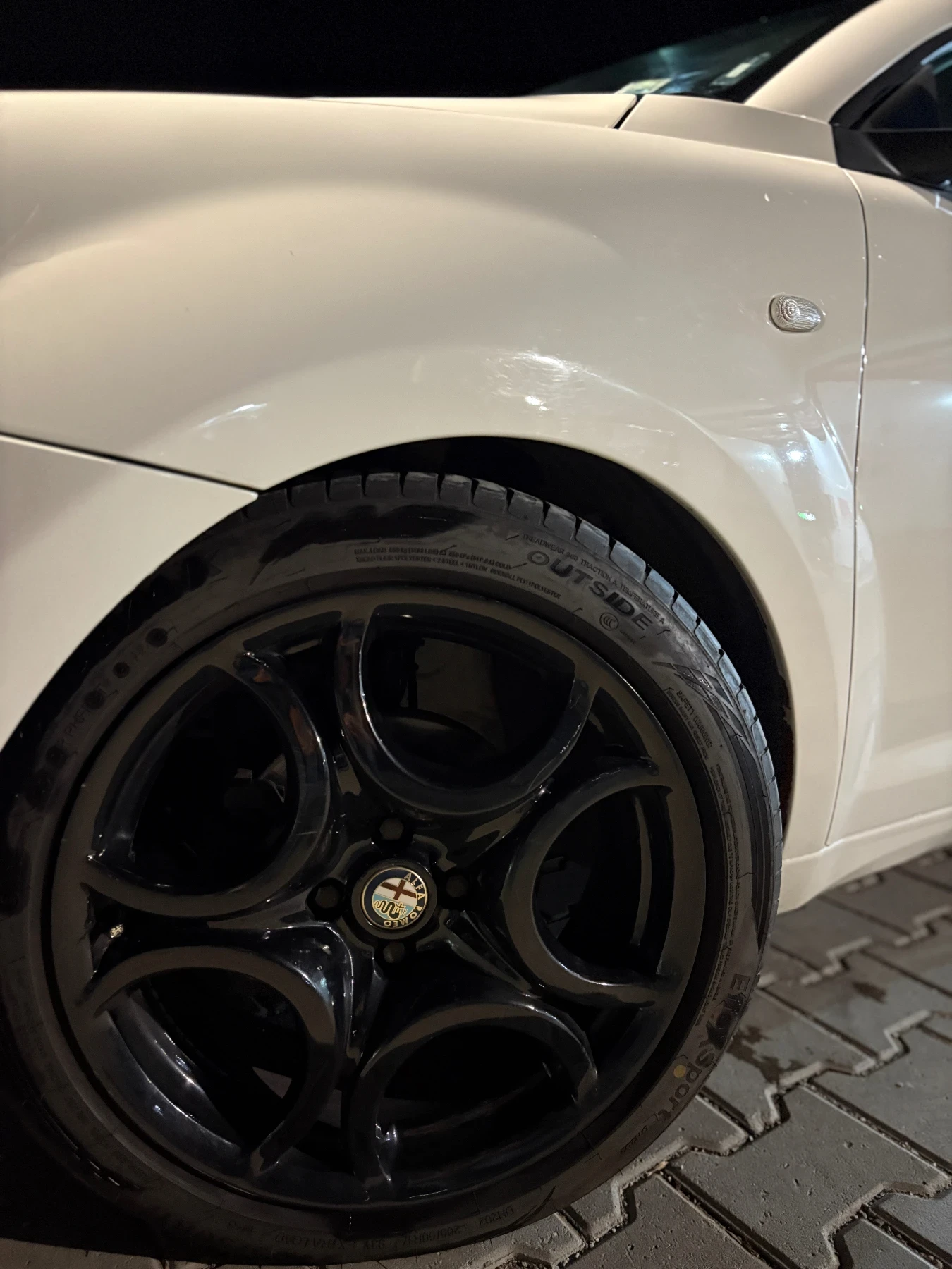 Alfa Romeo MiTo  - изображение 10