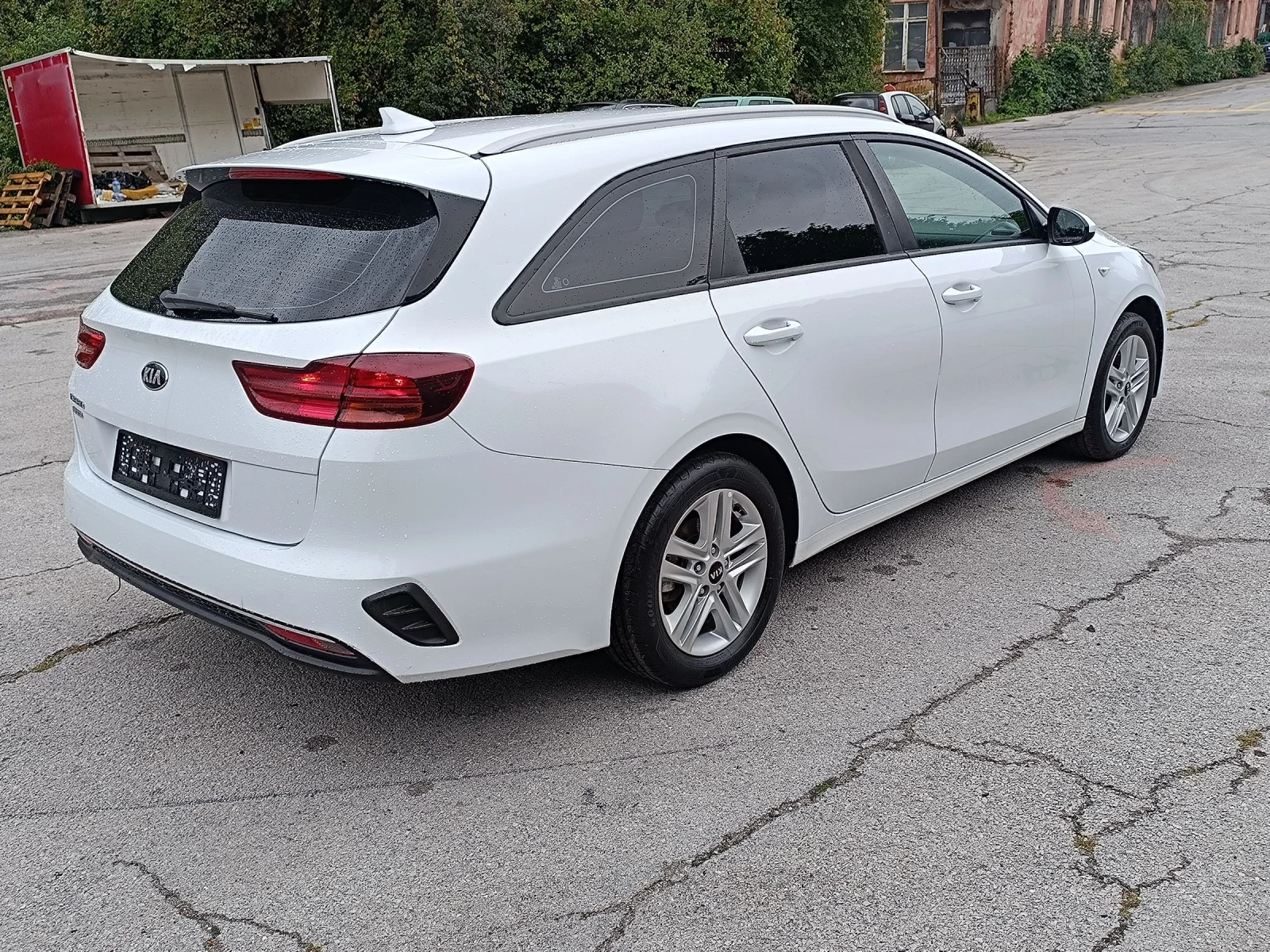 Kia Ceed 1.6 CRDI 2021 - изображение 6