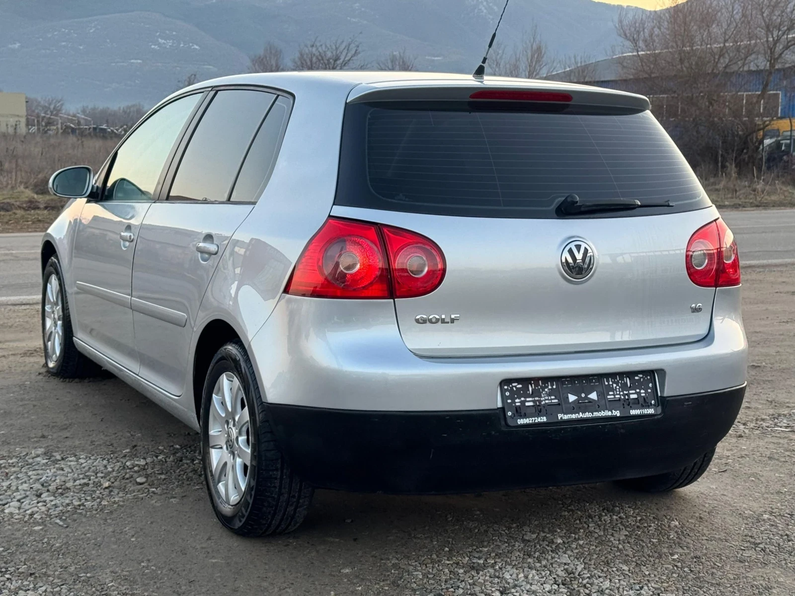 VW Golf 1.6i 102k.s ЛИЗИНГ - изображение 3