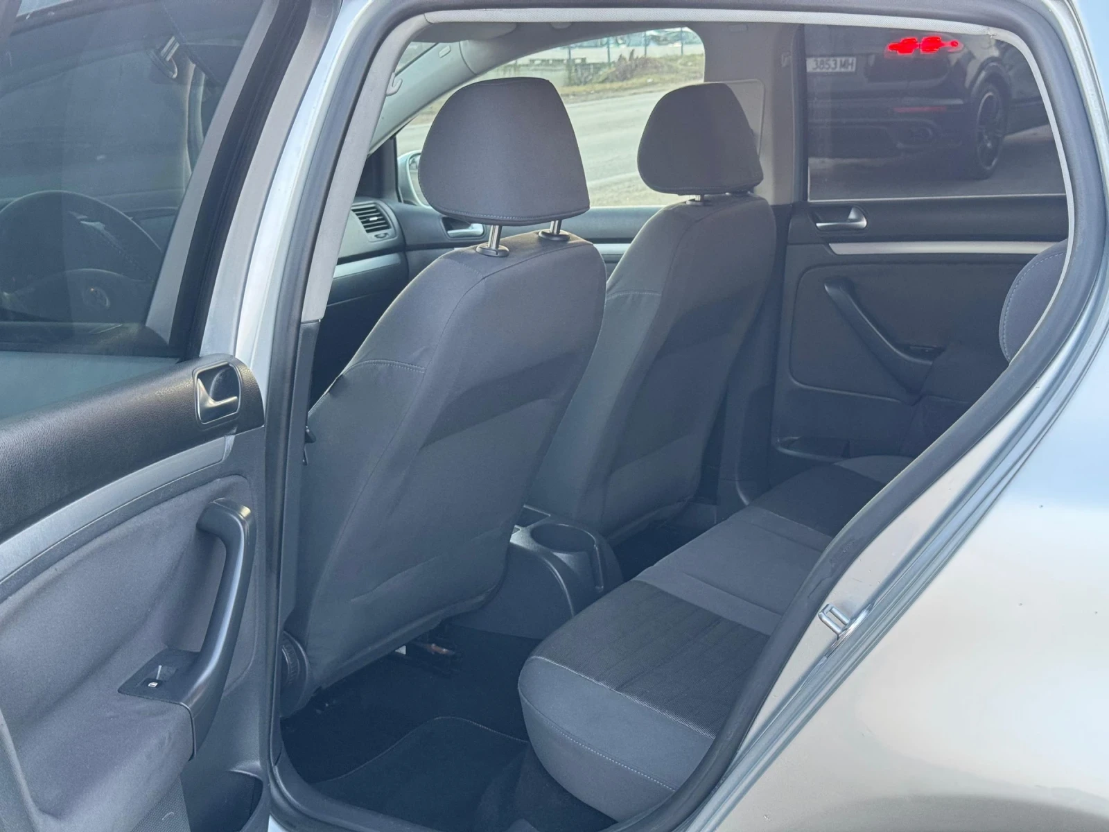 VW Golf 1.6i 102k.s ЛИЗИНГ - изображение 10