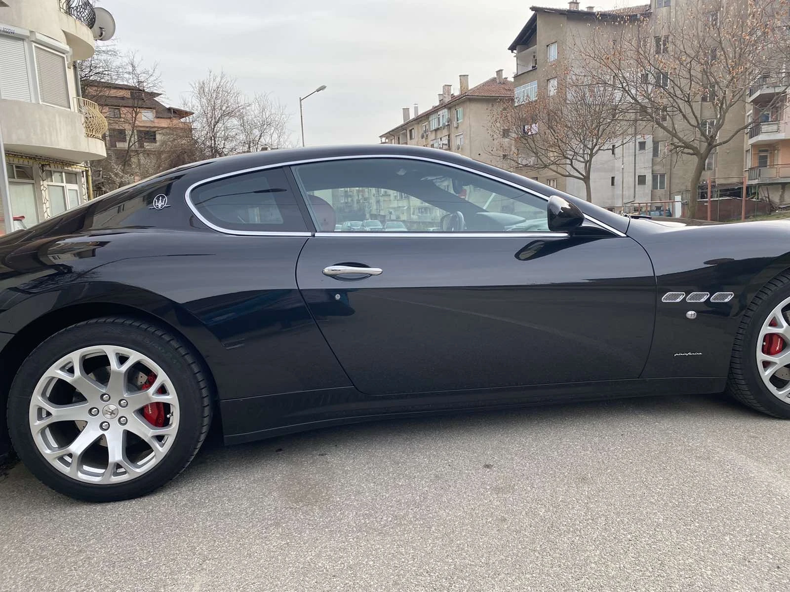 Maserati GranTurismo, снимка 2 - Автомобили и джипове - 54043128