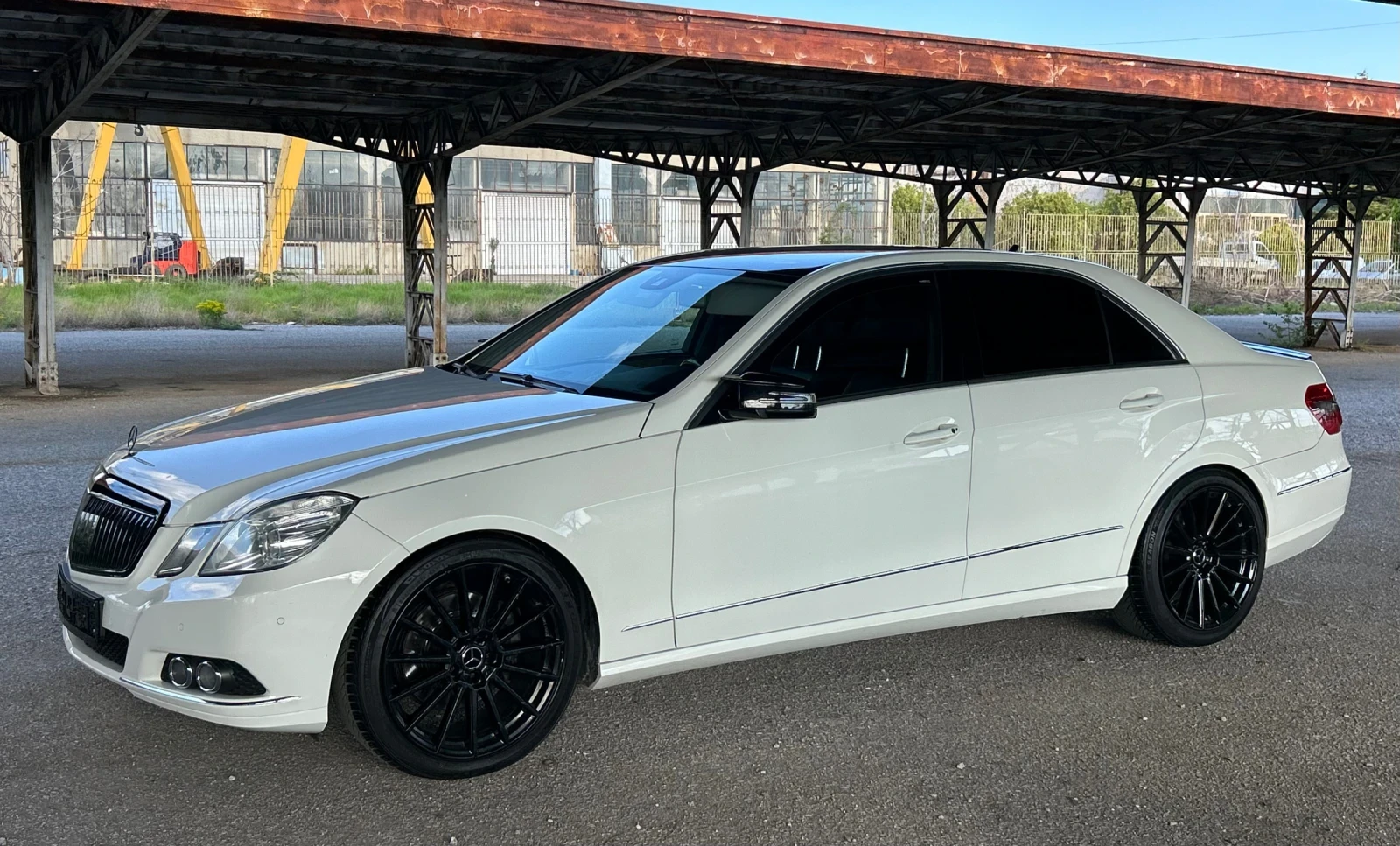 Mercedes-Benz E 300 3.5CDI V6 231ps FULL ��� | Mobile.bg � ����������� 2