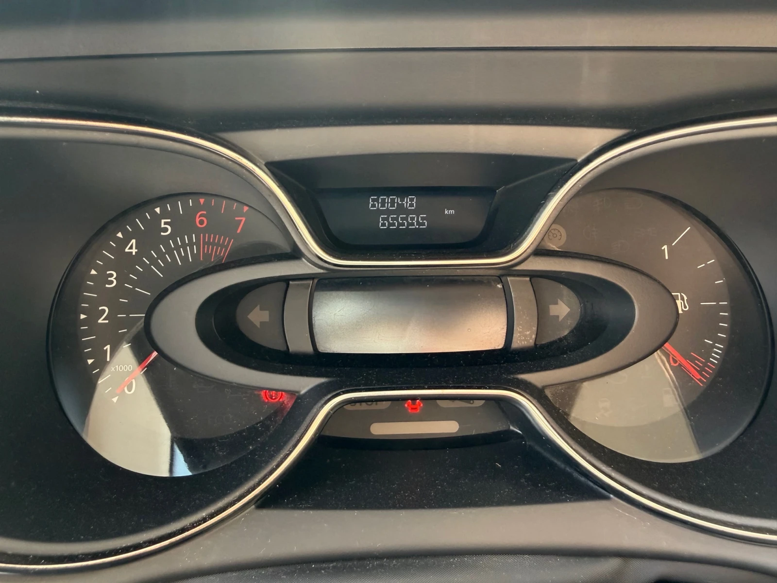 Renault Captur 1.3 ТCe / 150 к.с., снимка 12 - Автомобили и джипове - 54344605