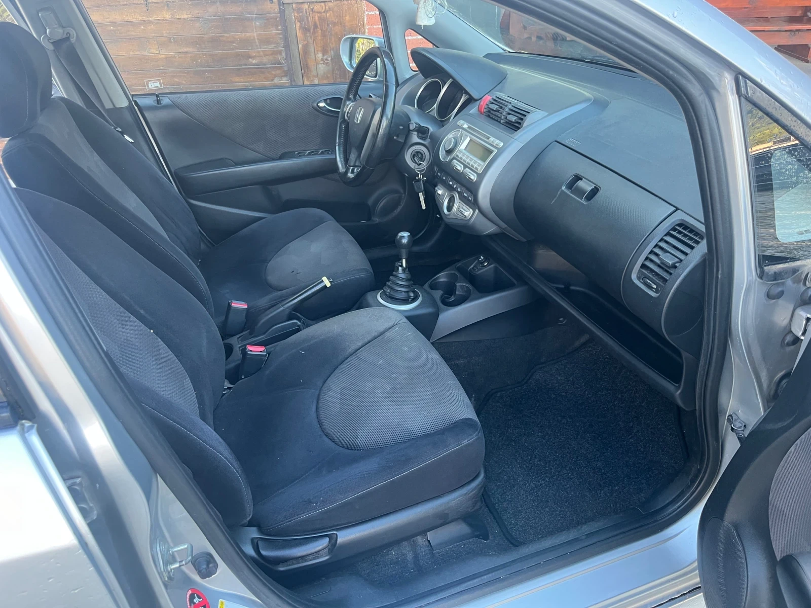 Honda Jazz 1.4 SPORT EDITION, снимка 8 - Автомобили и джипове - 54544911