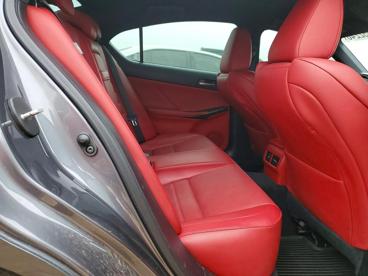 Lexus IS 350 FSPORT* ПОДГРЕВ* ОБДУХ* КАМЕРА* KEYLESS* , снимка 10 - Автомобили и джипове - 55559925