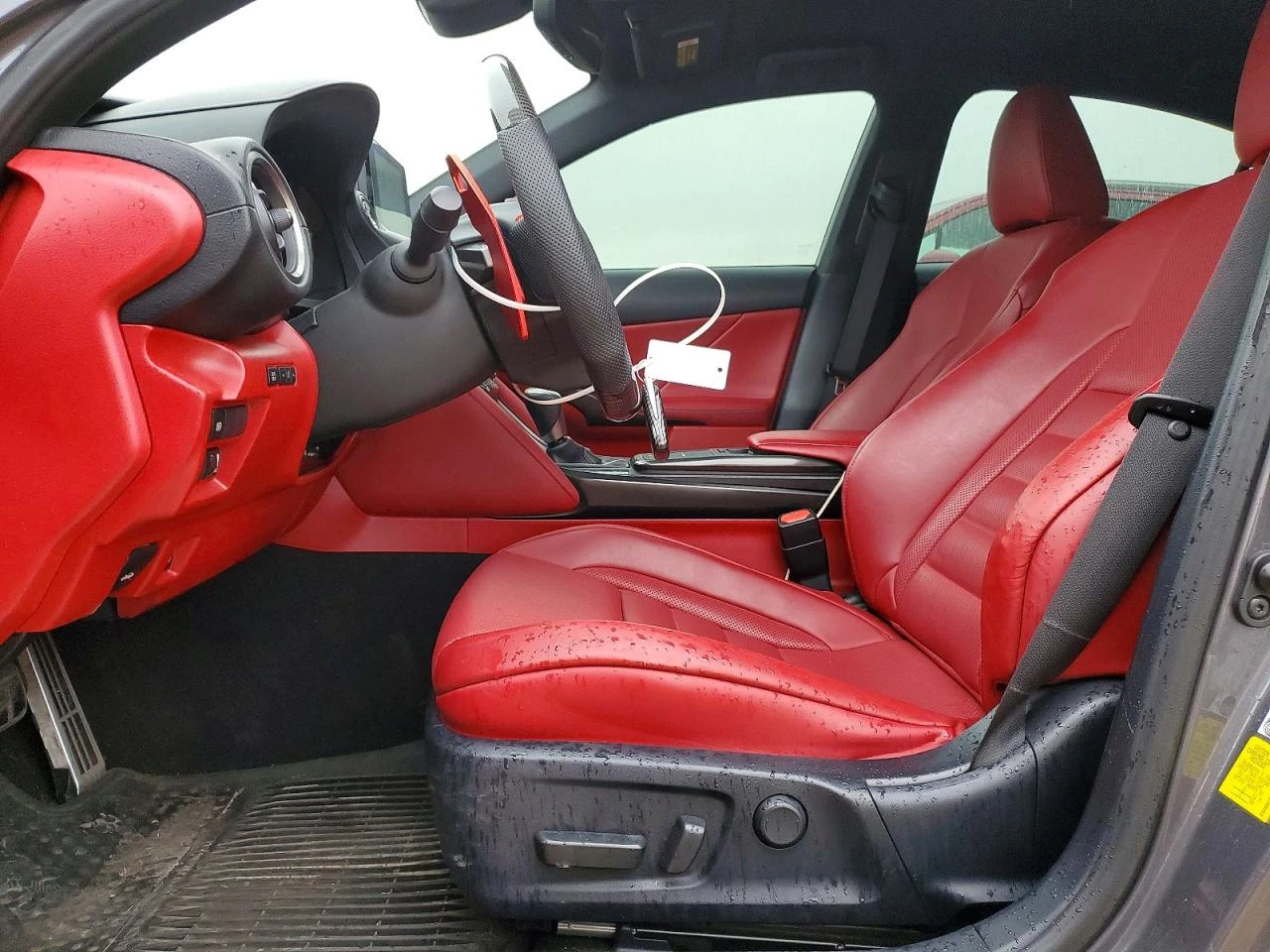 Lexus IS 350 FSPORT* ПОДГРЕВ* ОБДУХ* КАМЕРА* KEYLESS* , снимка 8 - Автомобили и джипове - 55559925