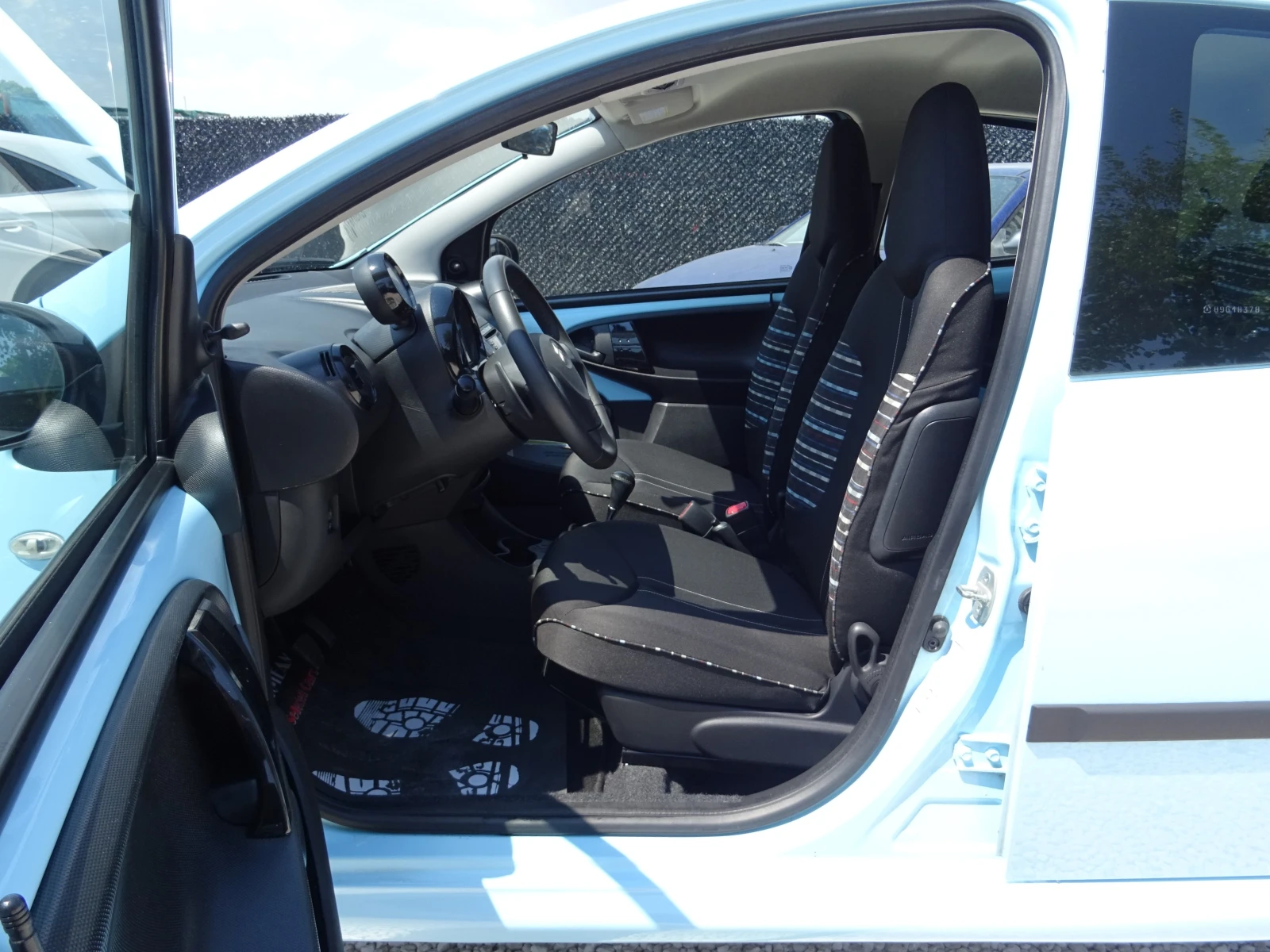 Citroen C1 1.0 VTi Automatic / 59 900 км / AirDream, снимка 11 - Автомобили и джипове - 55573977
