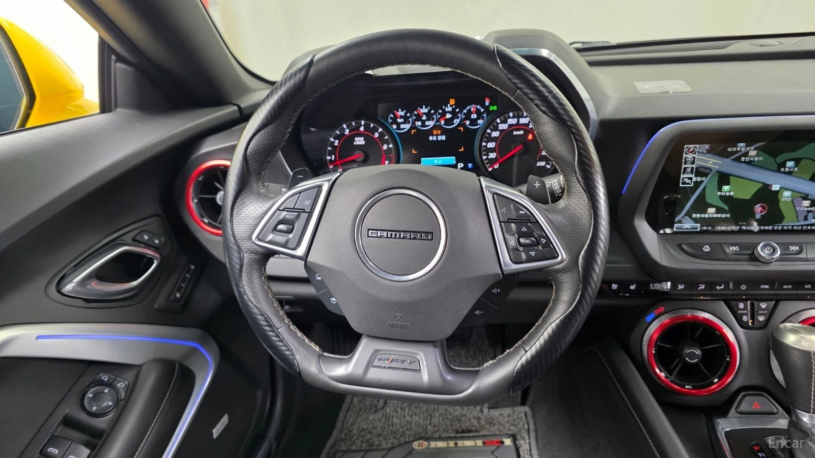 Chevrolet Camaro SS* 6.2* КОЖА* ПОДГРЕВ* ОБДУХВАНЕ* ПАНО* АВТОКРЕДИ, снимка 13 - Автомобили и джипове - 55617437